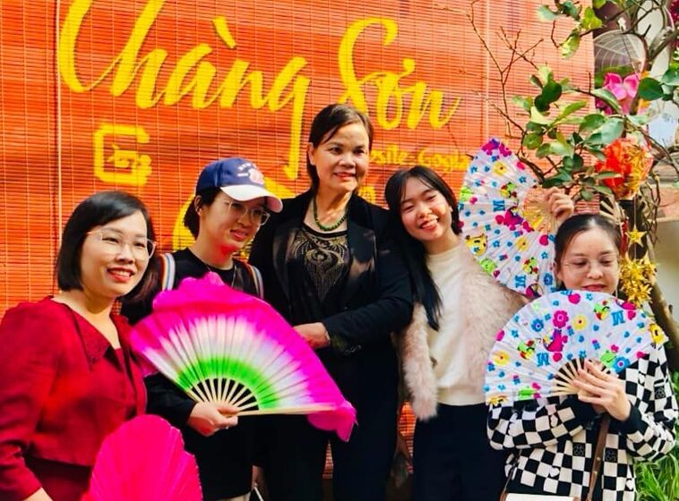 Các bạn đến từ Asia Aventura